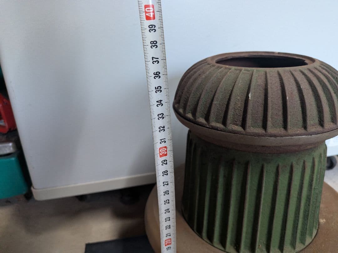 緑色の鋳鉄製薪ストーブ　だるまストーブ　レトロ　ミニサイズ