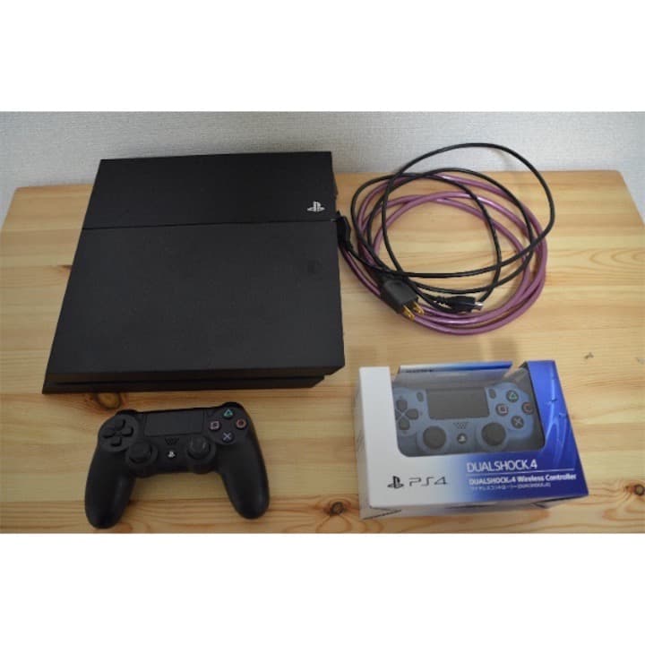 ps4 500gb本体 コントローラー１つ　BF４ BO3　グラセフ５