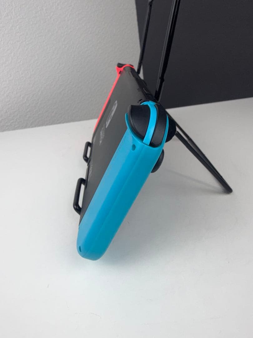 NintendoSwitch 本体　美品　ネオン