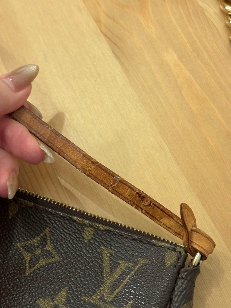 Louis Vuitton モノグラム ポシェットアクセソワール　COACH