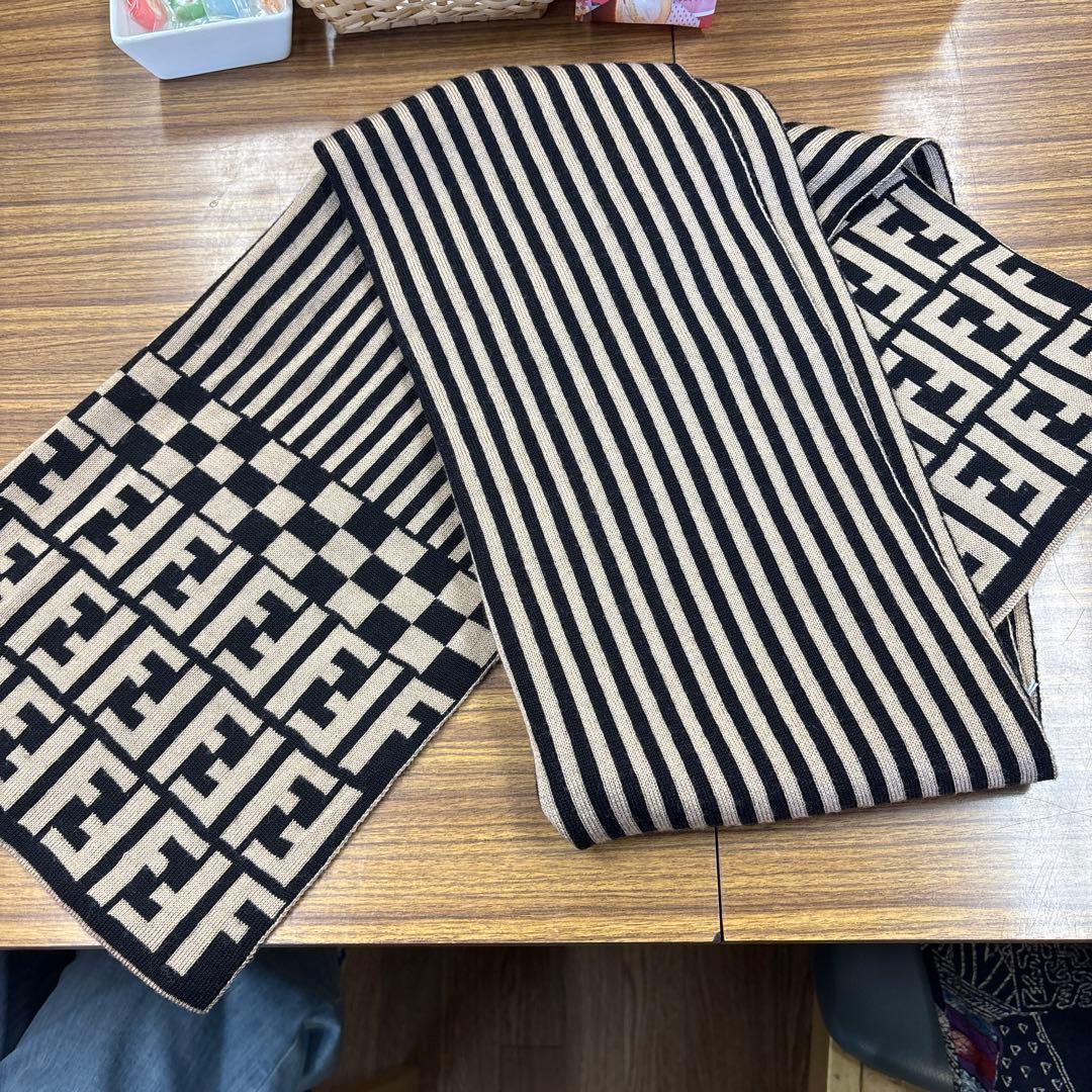FENDI ストライプ ウールマフラー