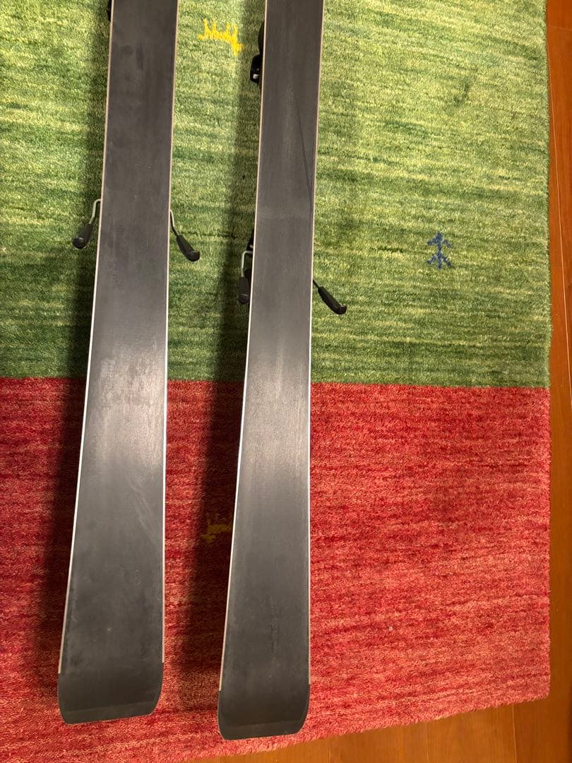 EXPLORE 6 スキー板　152cm elan