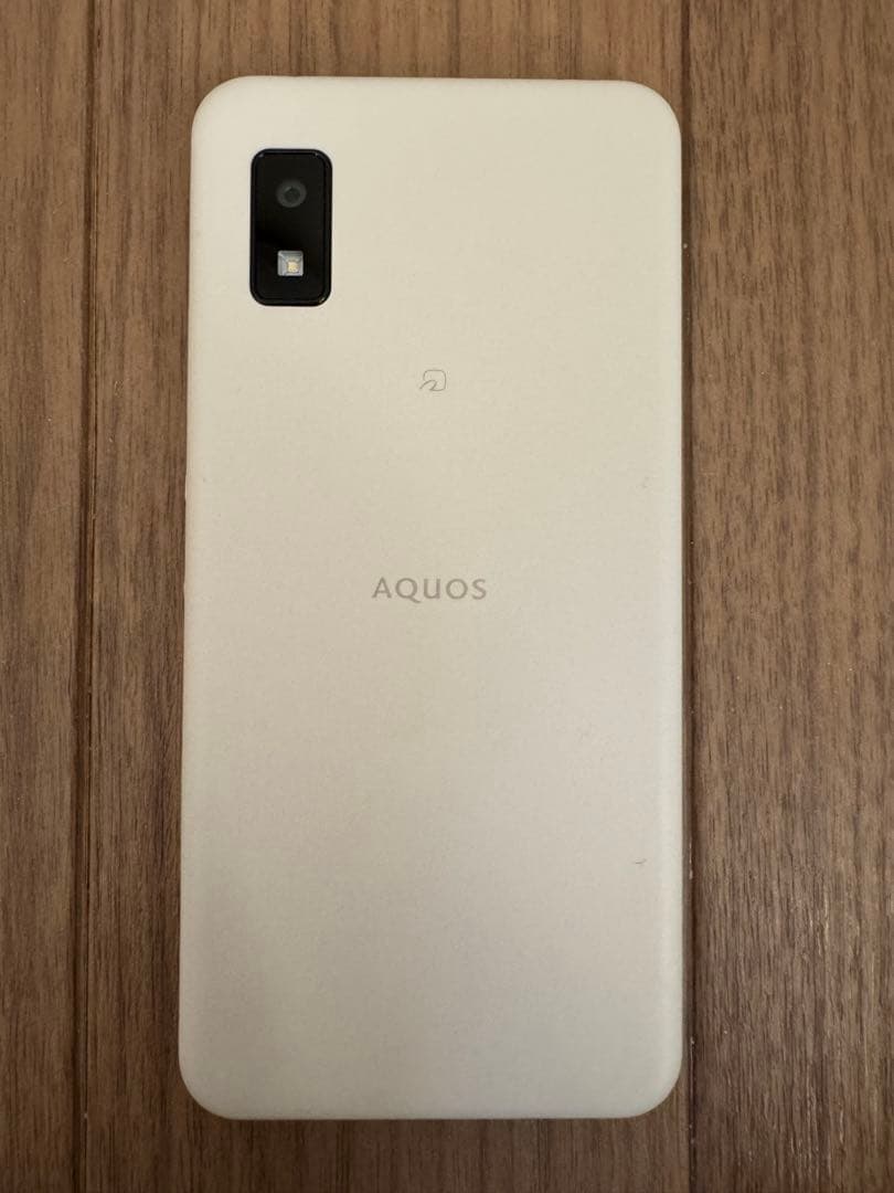 AQUOS wish A104SH Ivory 本体 未使用品 外箱あり