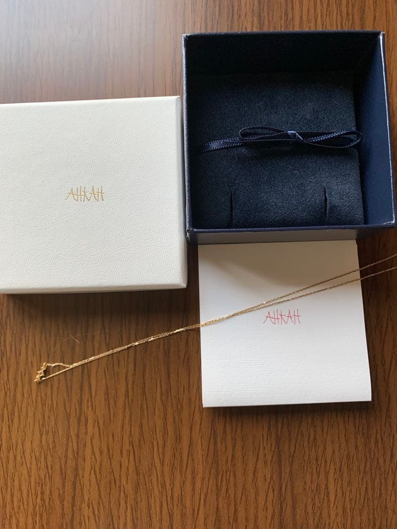 AIKAH K18ダイヤ　エスポワール　ネックレス