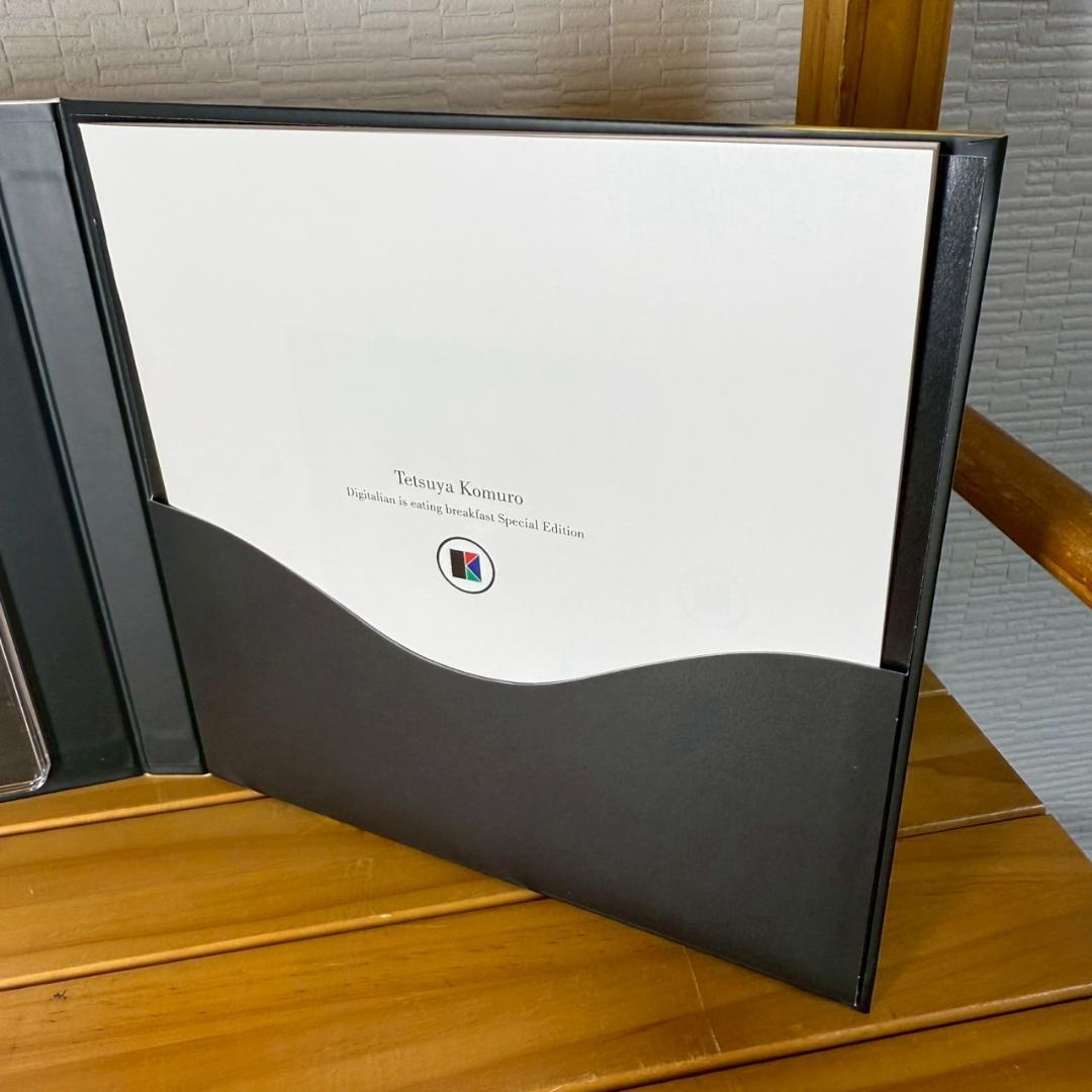 小室哲哉 Digitalian is eating breakfast