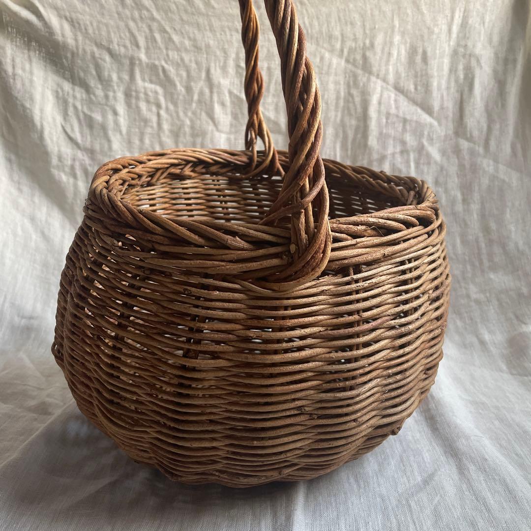 あけび　持ち手つきかご　あけびかご　古道具