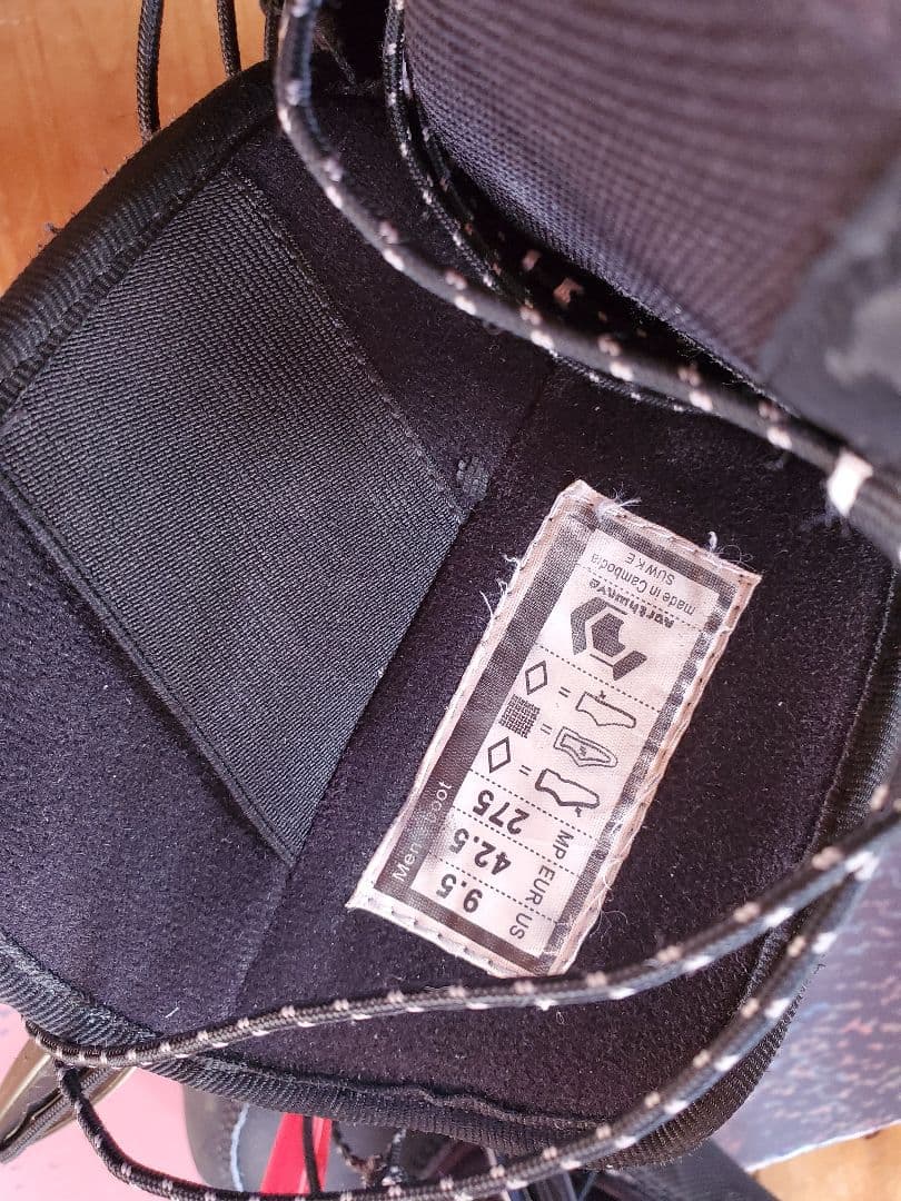 あかいmoss fiftyfifty CARTEL northwave