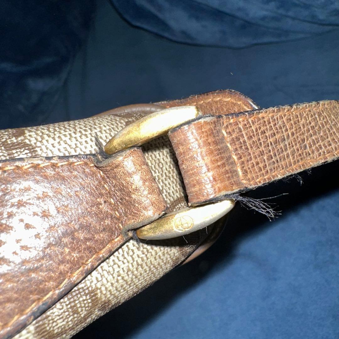 Gucci GGキャンバス ショルダーバッグ 最終値段
