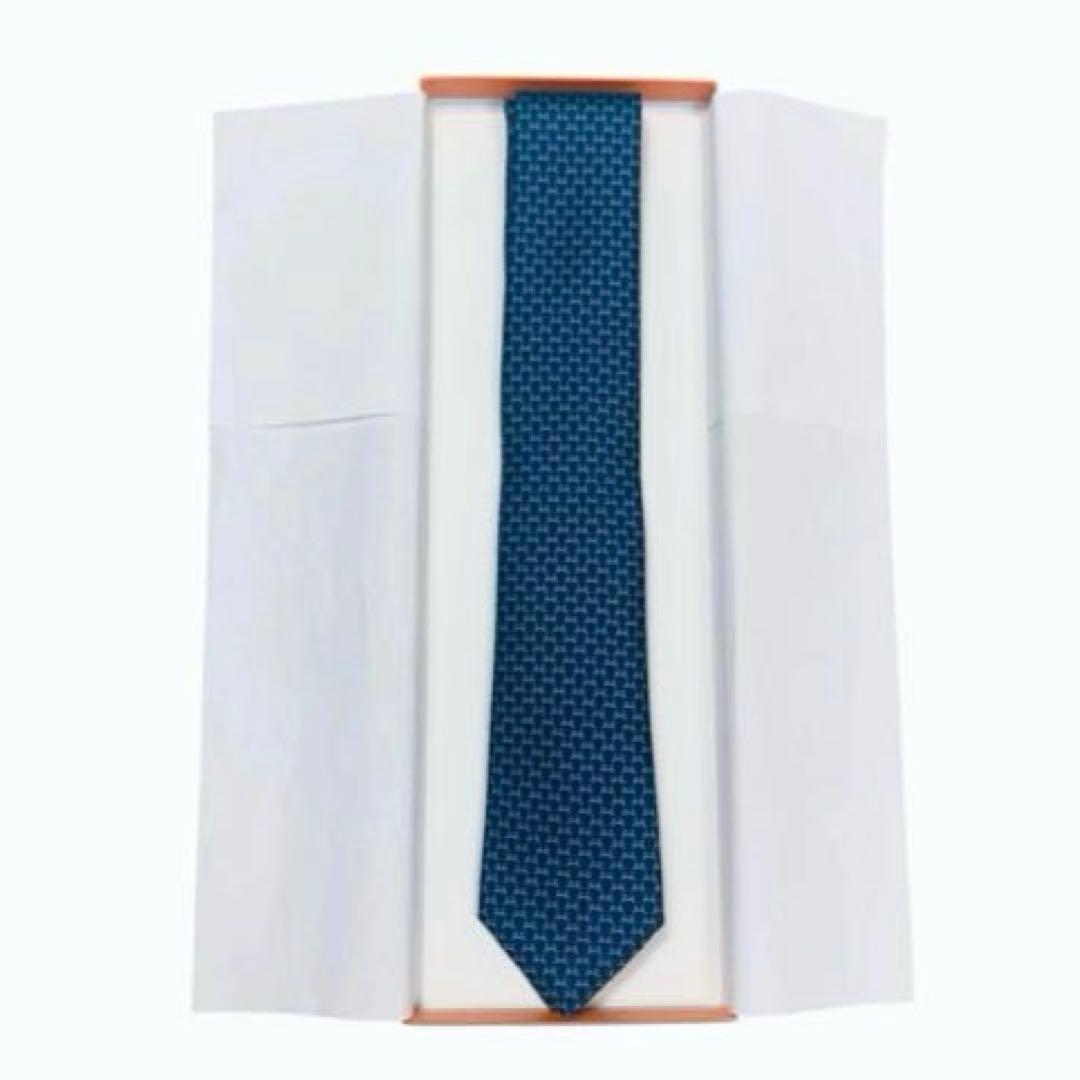 未使用品タグ付き　HERMES　エルメス　H柄　ネクタイ　イラリオ
