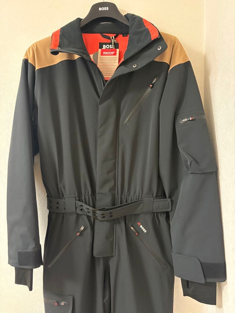 希少完売品BOSS PERFECT MOMENT スノーボードウェア S 国内M