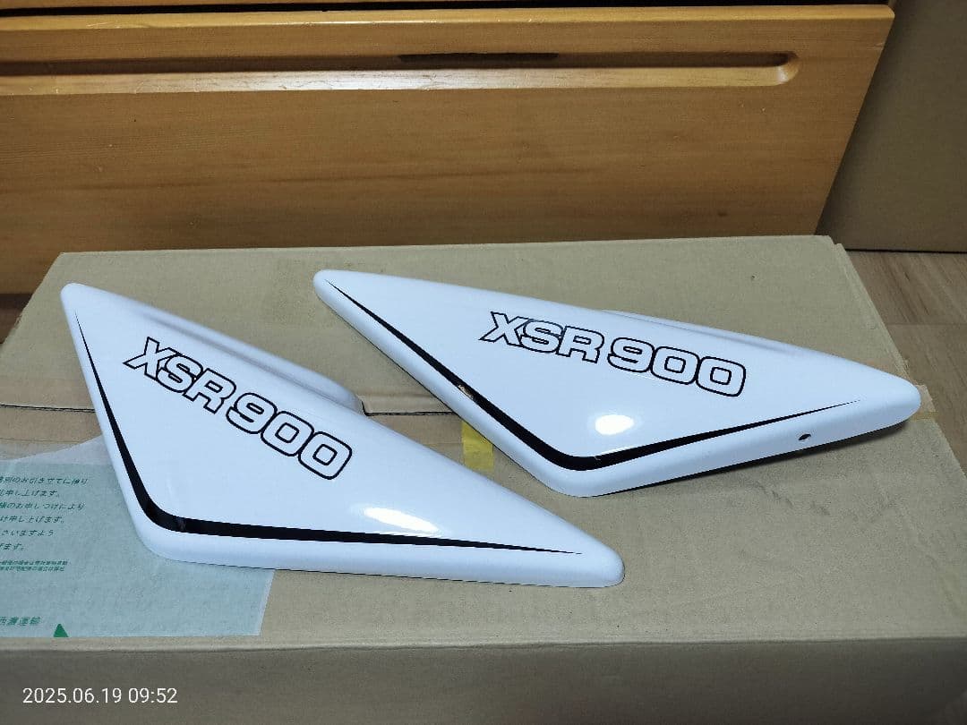 xsr900オーセンティック外装セット（フロントフェンダー、ヘッドライトを除く）