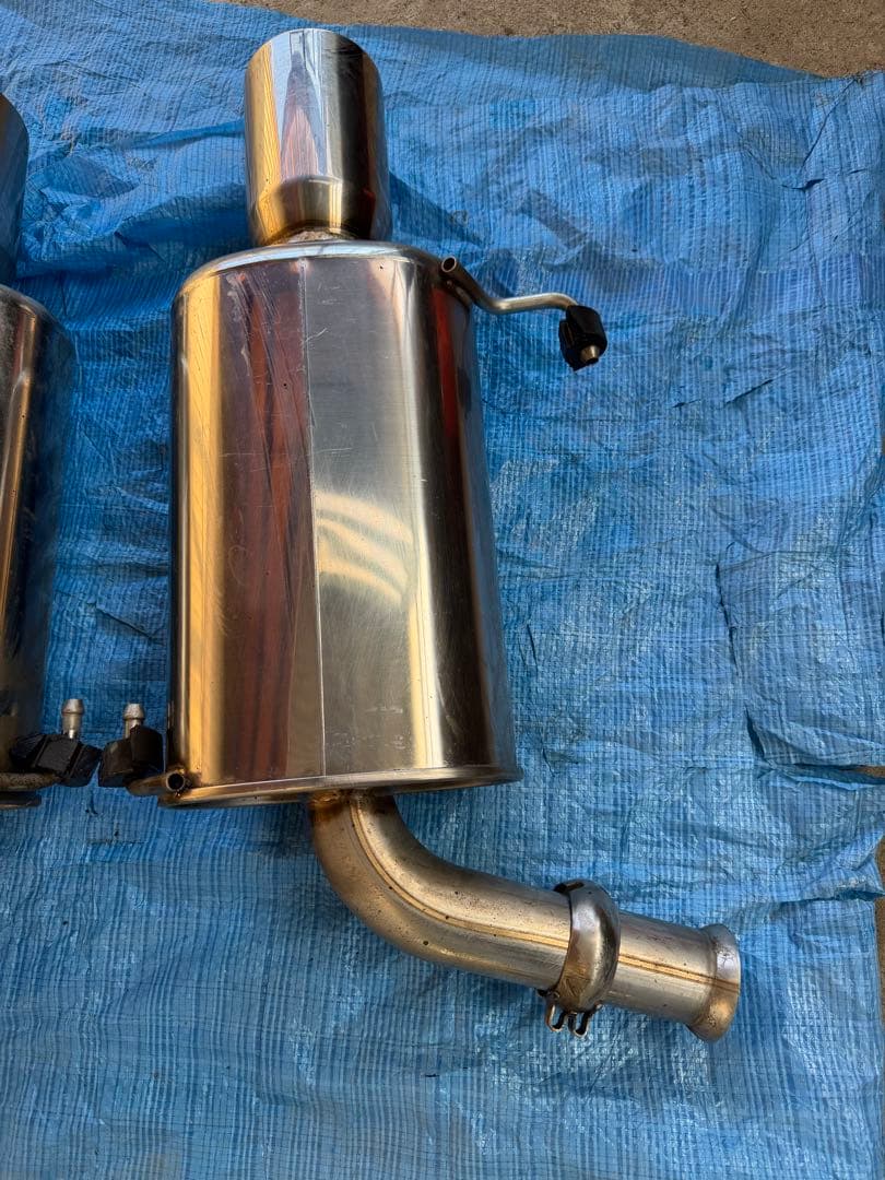 ステンレス製 ダブル出しマフラー