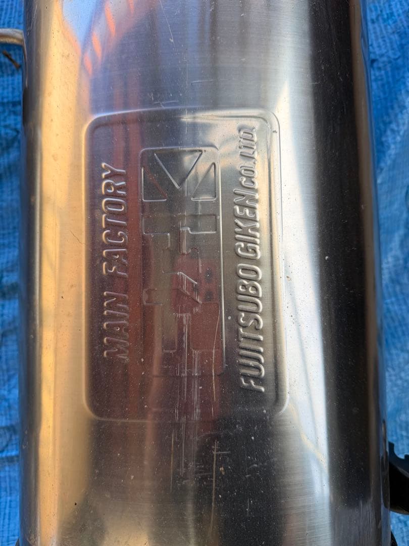 ステンレス製 ダブル出しマフラー