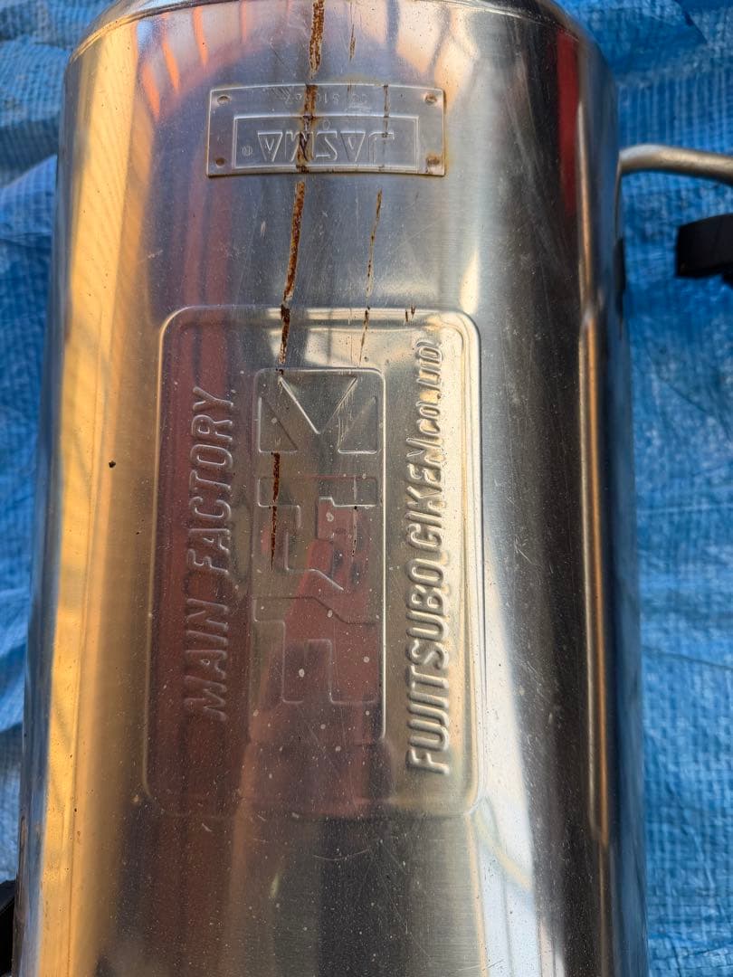 ステンレス製 ダブル出しマフラー