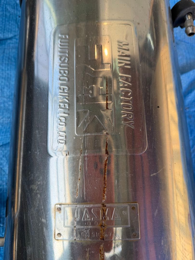 ステンレス製 ダブル出しマフラー