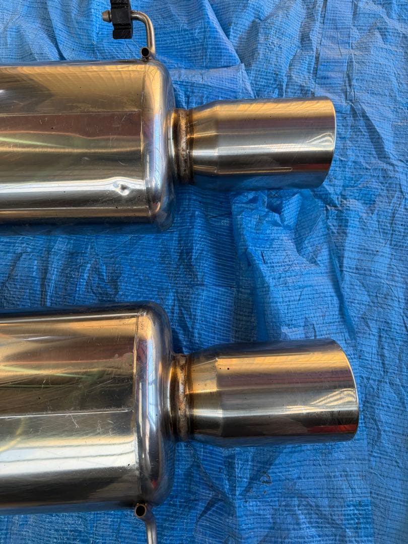 ステンレス製 ダブル出しマフラー