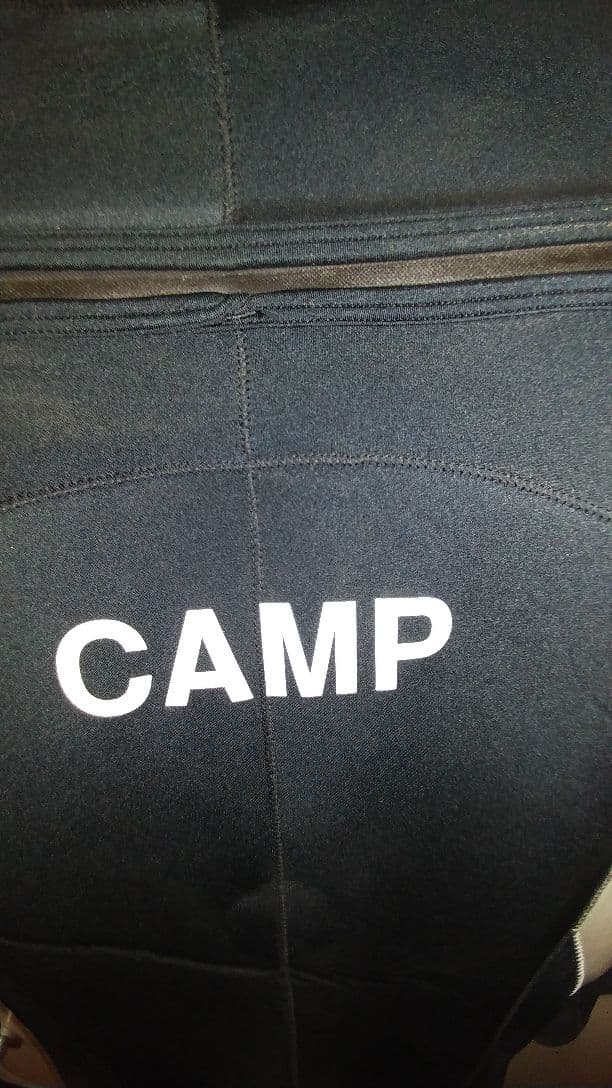 ダイビングドライスーツ