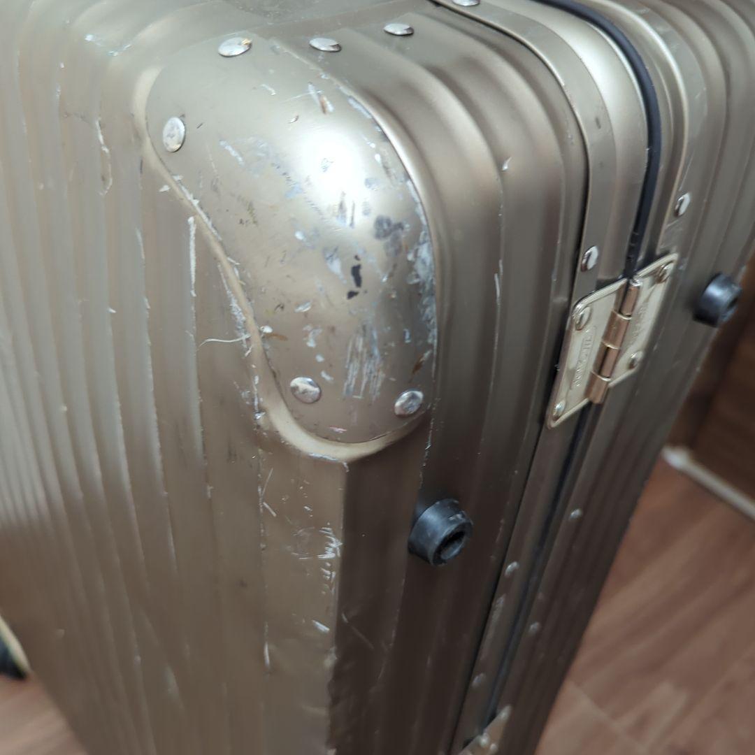 RIMOWA TOPAS TITANIUM MW77 （1週間〜サイズ）