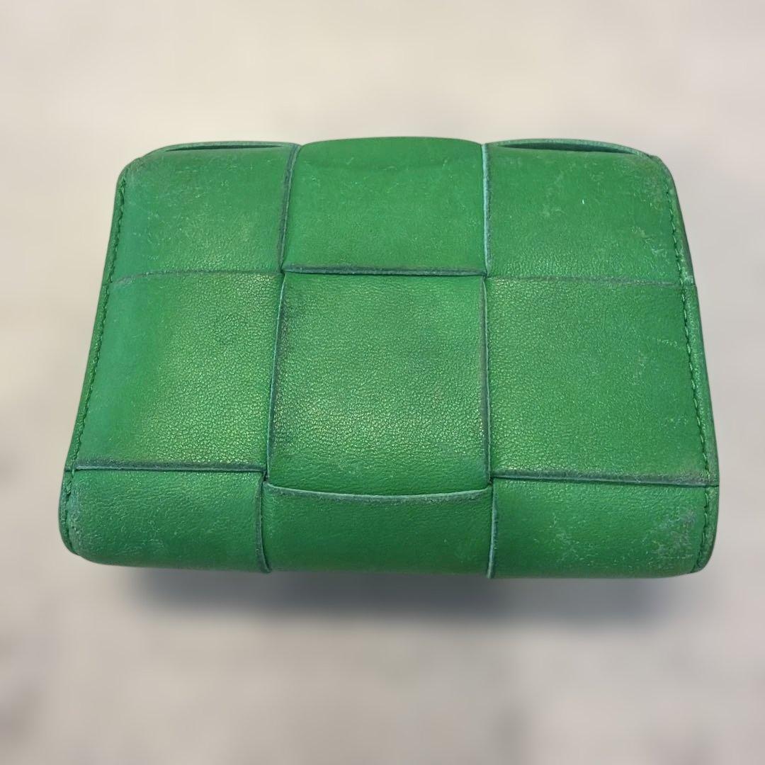 ボッテガヴェネタ グリーン 三つ折り財布