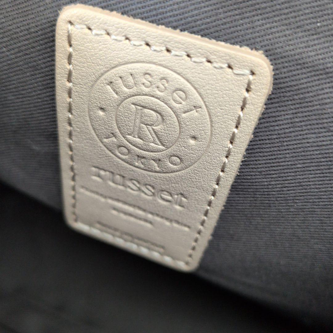 russet　ソフトレザーショルダーバック