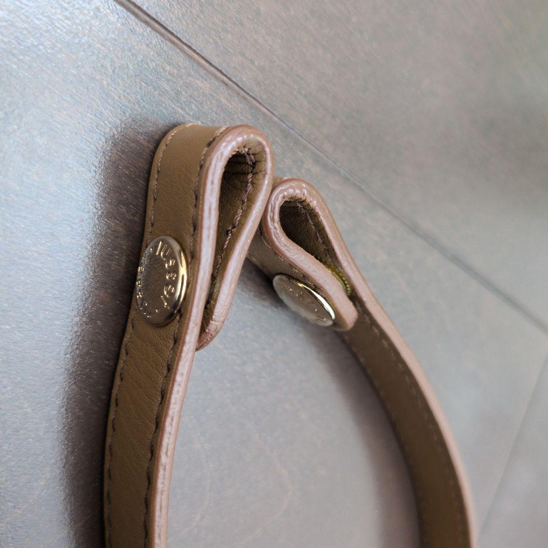 russet　ソフトレザーショルダーバック