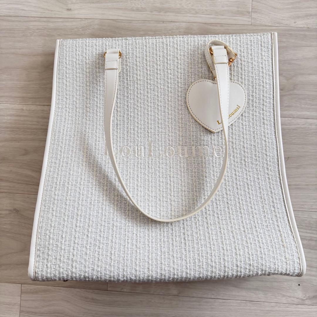 WEB限定 【LouLoumei】ハートチャーム付きトートバッグ ホワイト 白