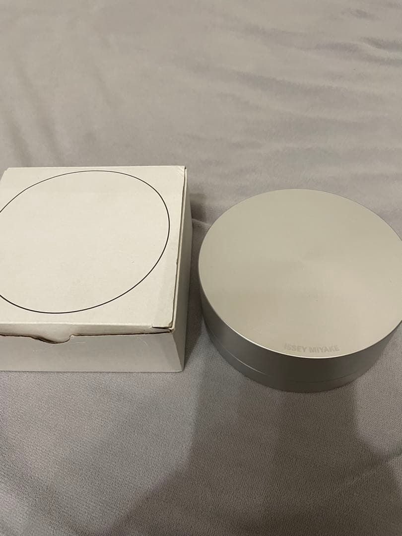 時計 ISSEY MIYAKE TO