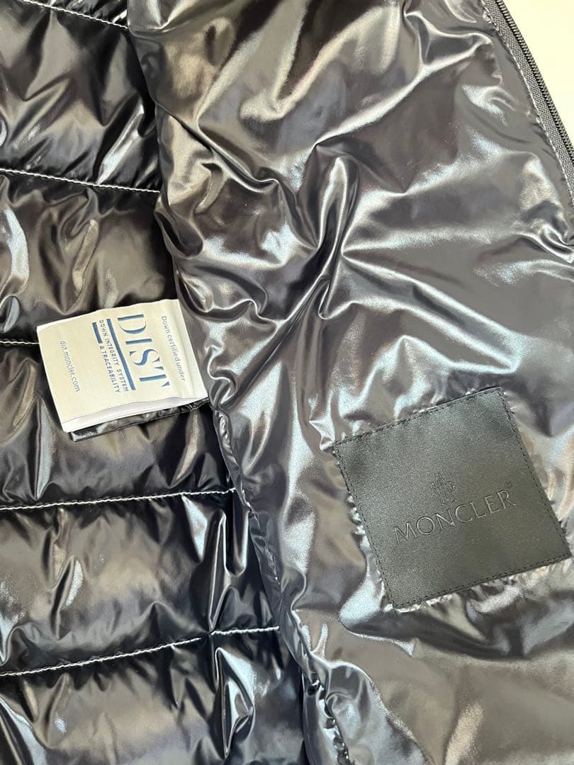 ★専用品★モンクレールダウンベスト