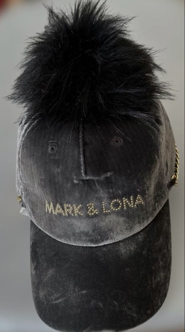 マークアンドロナ正規品