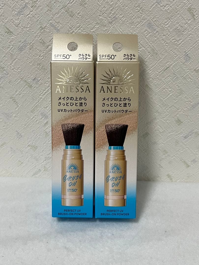 新品♪３本セット　本体　アネッサ　ブラッシュオンパウダー　マツキヨ　Anessa