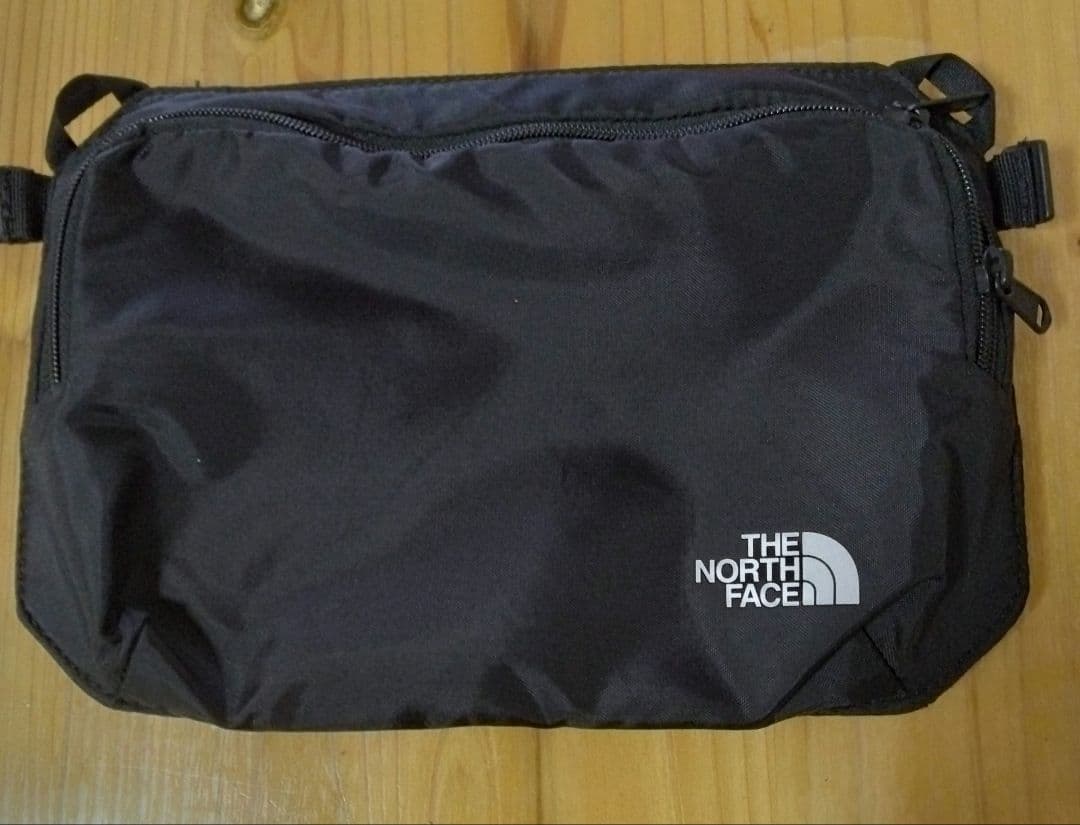 THE NORTH FACEリュックBCヒューズボックス30Lホワイト/ブラック