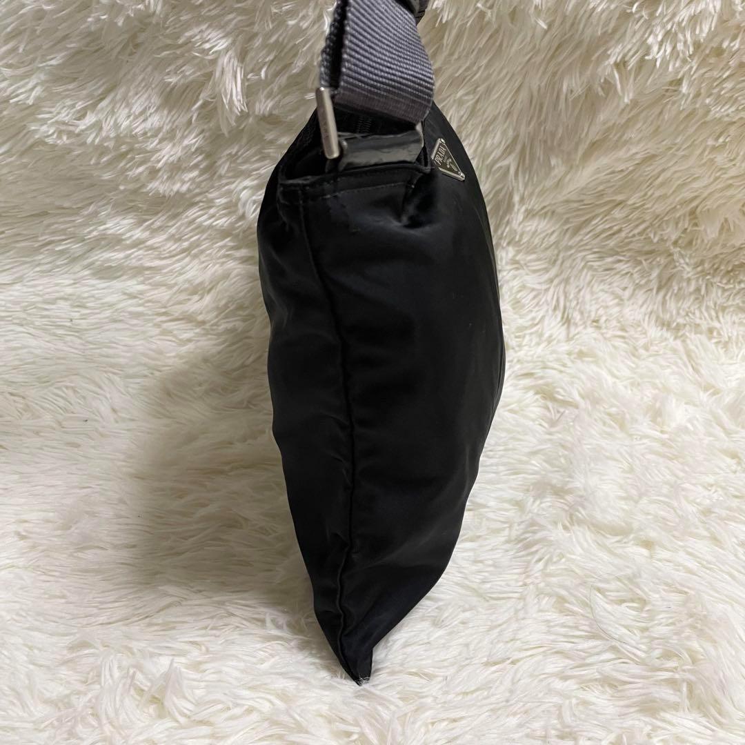 美品✨PRADA プラダ ショルダーバッグ サコッシュ 三角ロゴ テスート　黒