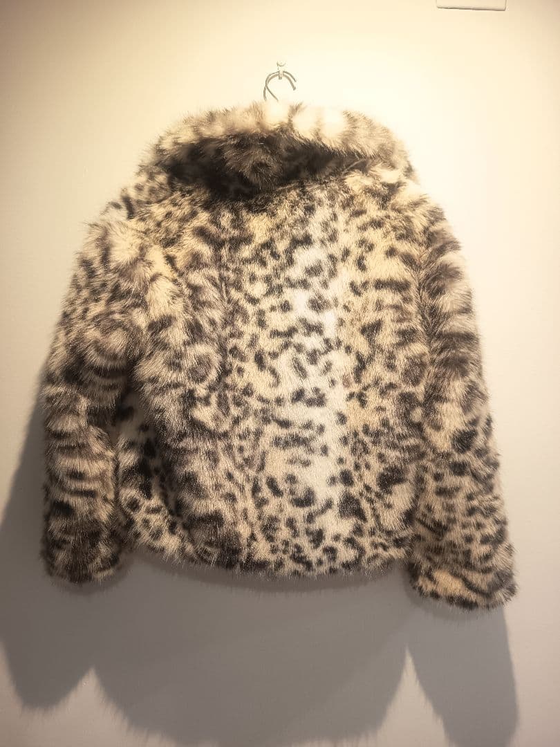 ZARA ショート丈アニマル柄フェイクファーコート 　XSサイズ