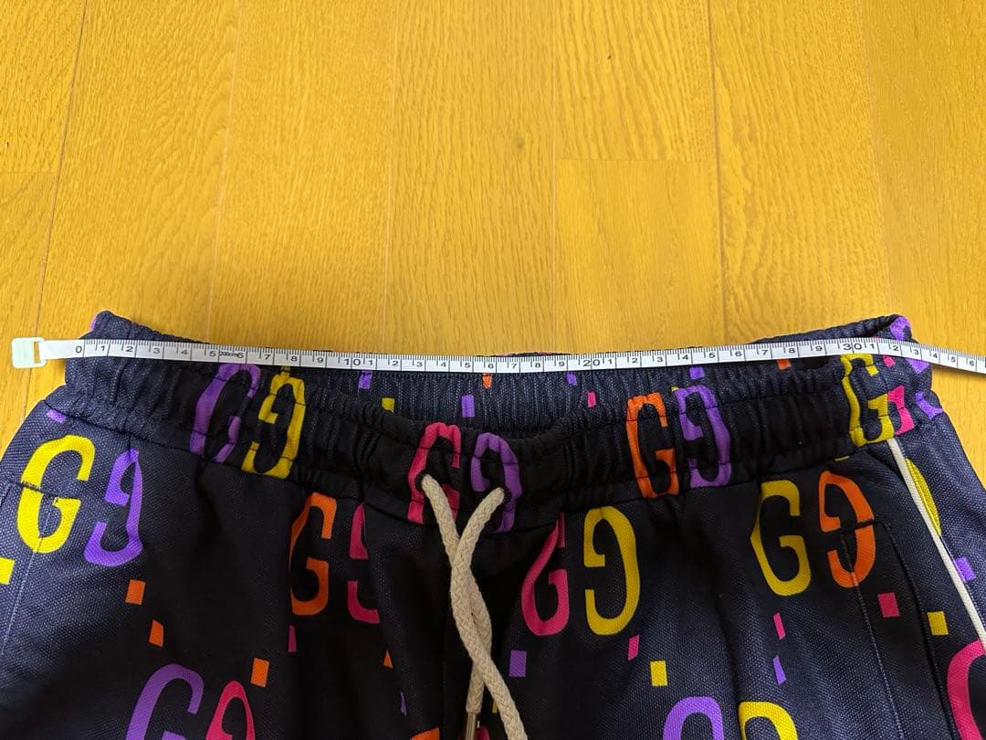 GUCCI GGロゴショートパンツ ネイビー