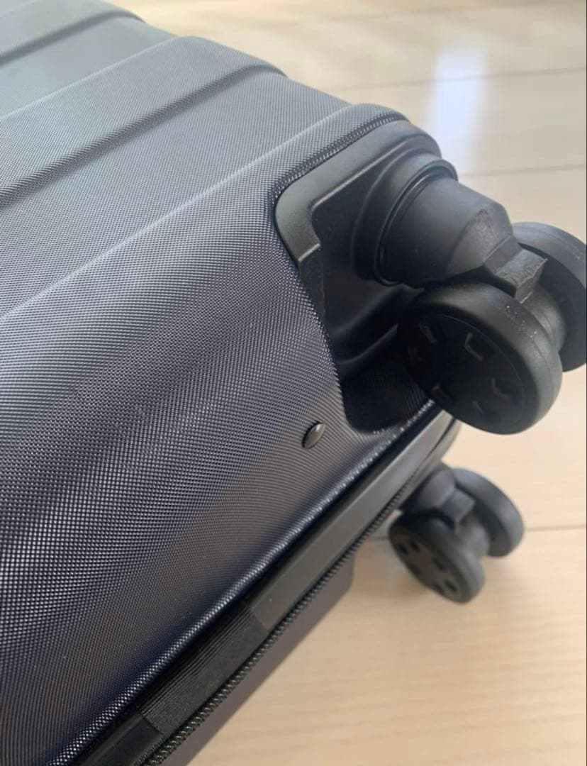 d*i様 無印　キャリーケース　機内持ち込みサイズ20 L ネイビー　紺