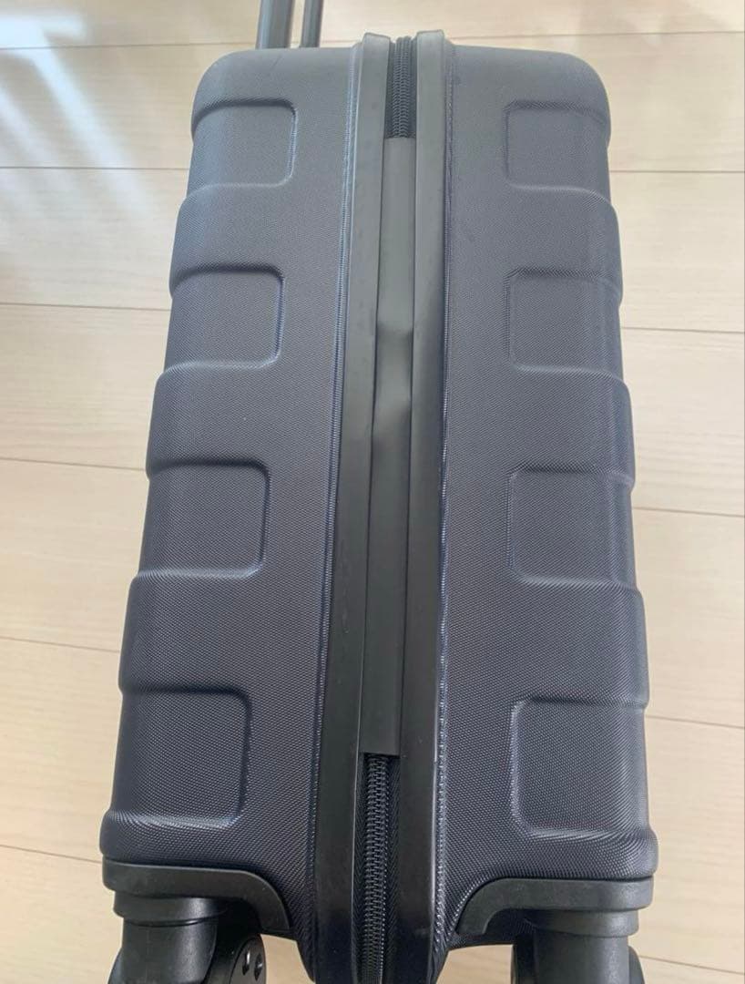 d*i様 無印　キャリーケース　機内持ち込みサイズ20 L ネイビー　紺