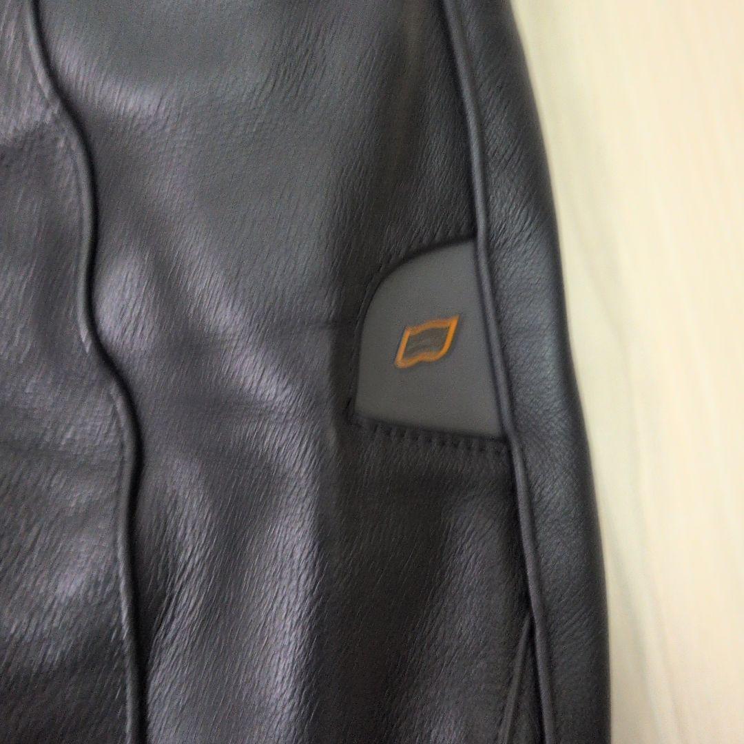 美品　hyod 　ヒョウドウ　レザーパンツ　МＷサイズ