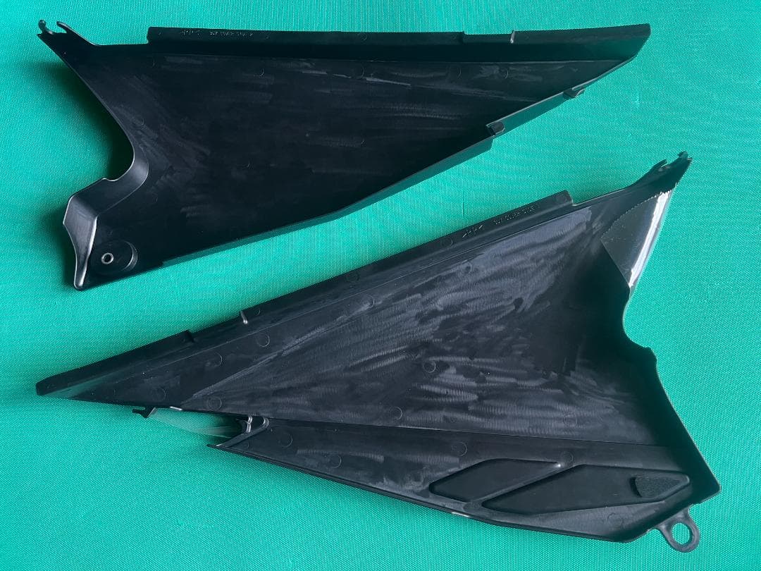 テラピー カウル サイドカバー