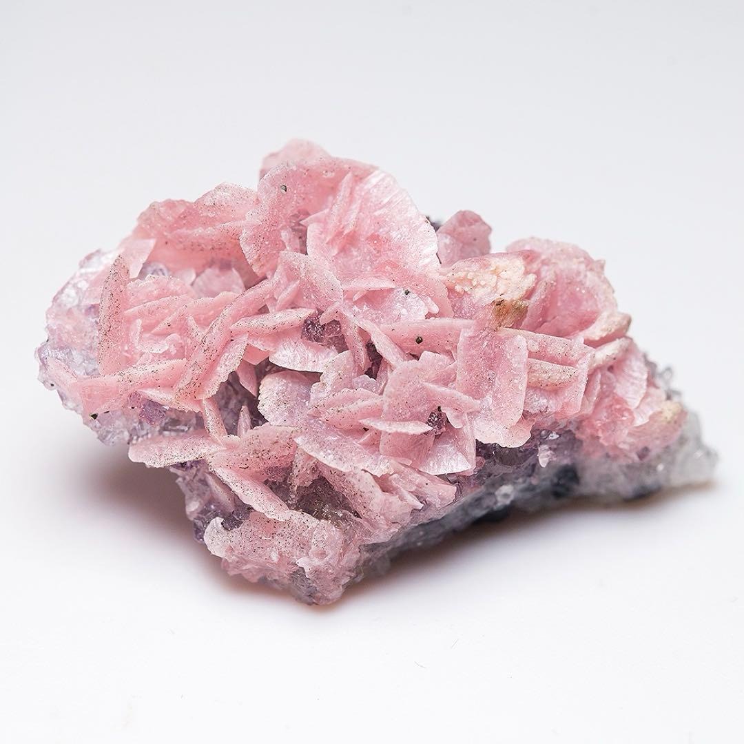 中国 ロードクロサイト フローライト 蛍石 天然石 原石 鉱物標本 鉱石 748