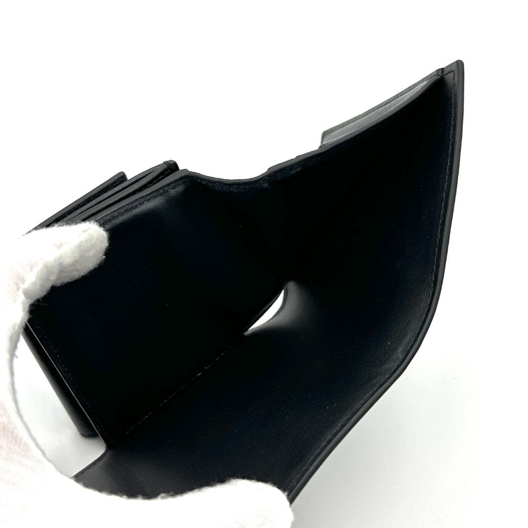 【極美品】セリーヌ　トリオンフ　スモール フラップウォレット 折財布　黒