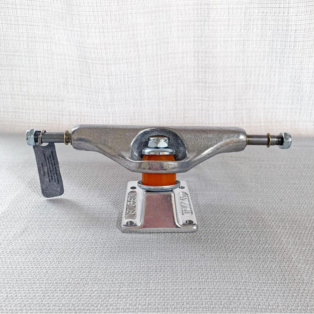 インディペンデント　129mm　スケボー 　トラック　新品未使用