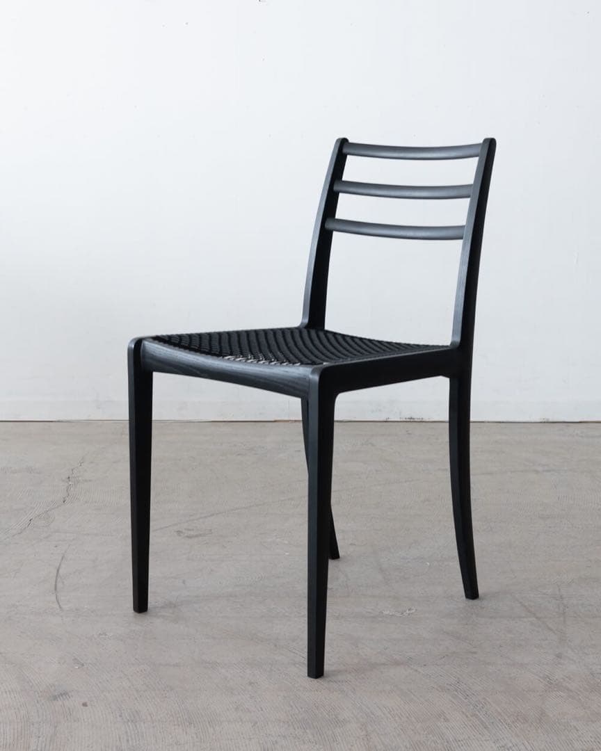 ELEGANCE ダイニングチェア ホワイトアッシュ材 / Black