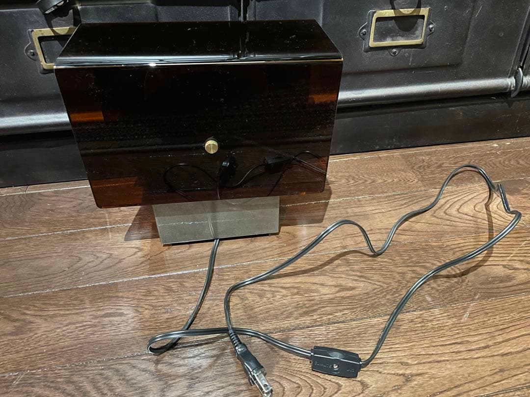 モダンピープルズ Modern peoples ハーフムーン テーブルランプ