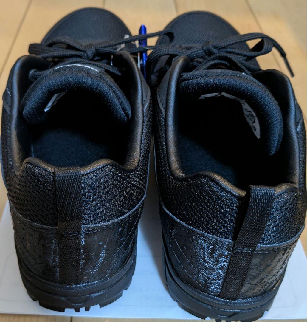 ミズノ　オールマイティ VS　安全靴