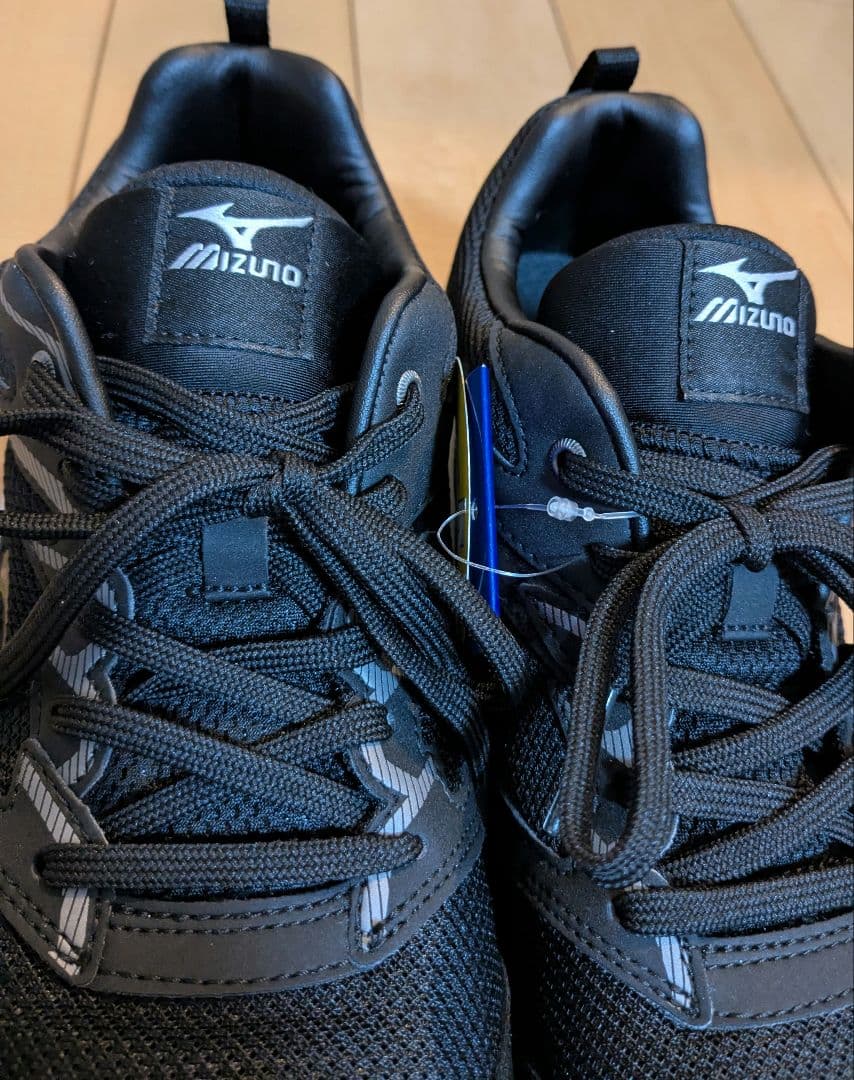 ミズノ　オールマイティ VS　安全靴