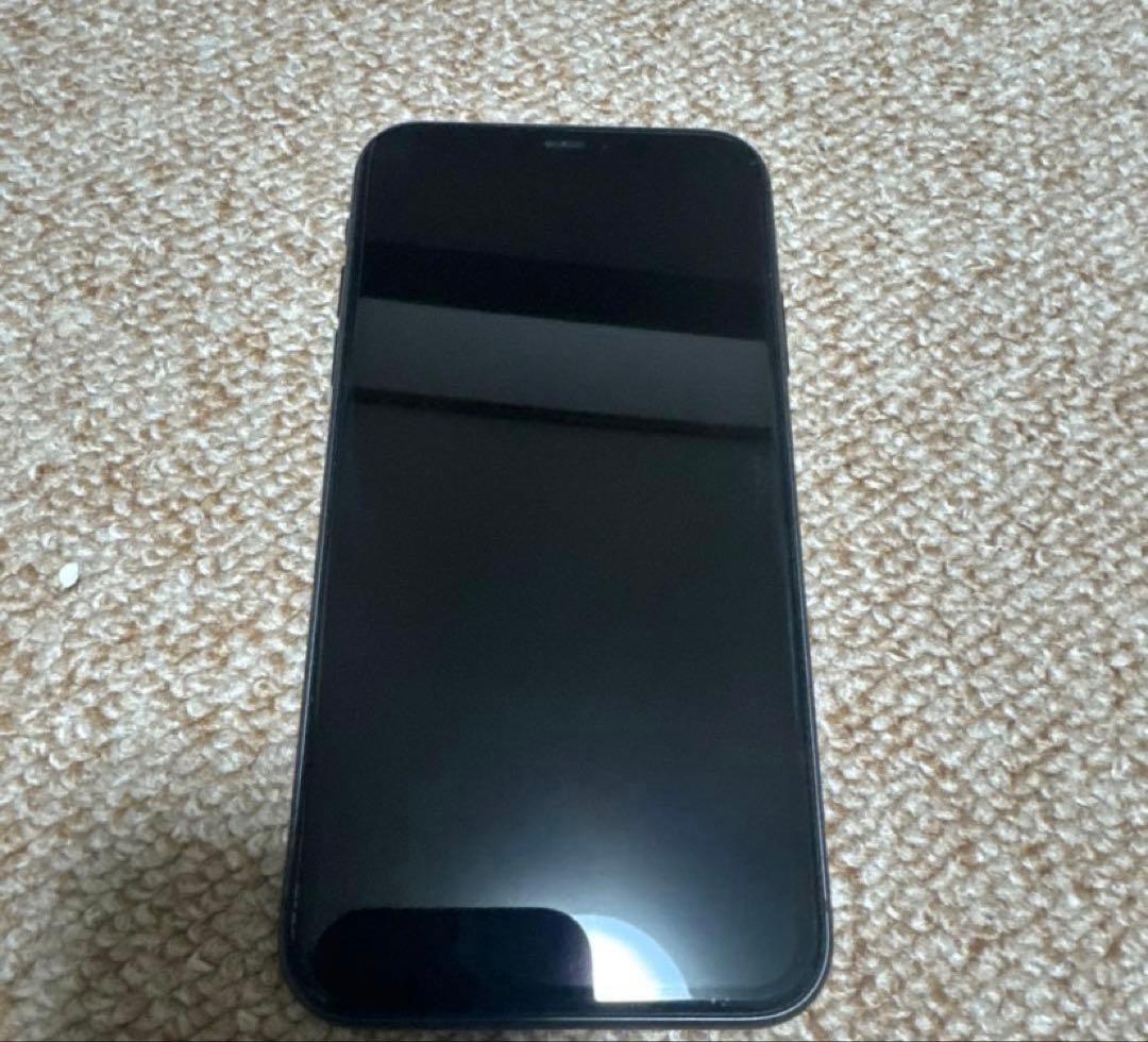 Apple iPhone 11 ブラック