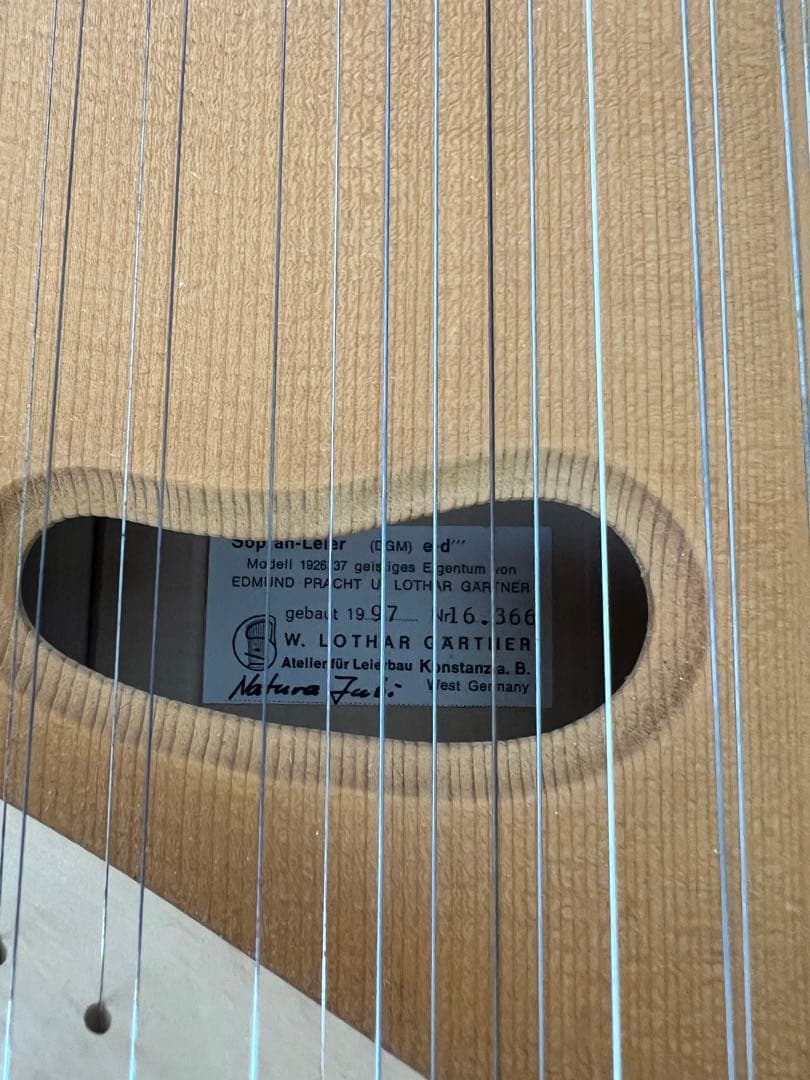 ゲルトナー　ライアーハープ　35弦　ハードケース、ソフトバッグ付き