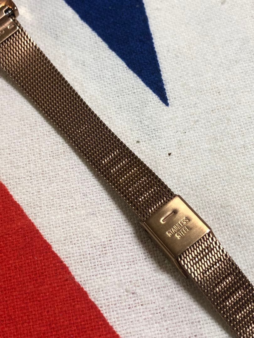 MARGARETHOWELL 美品！レディース時計　2次電池交換済