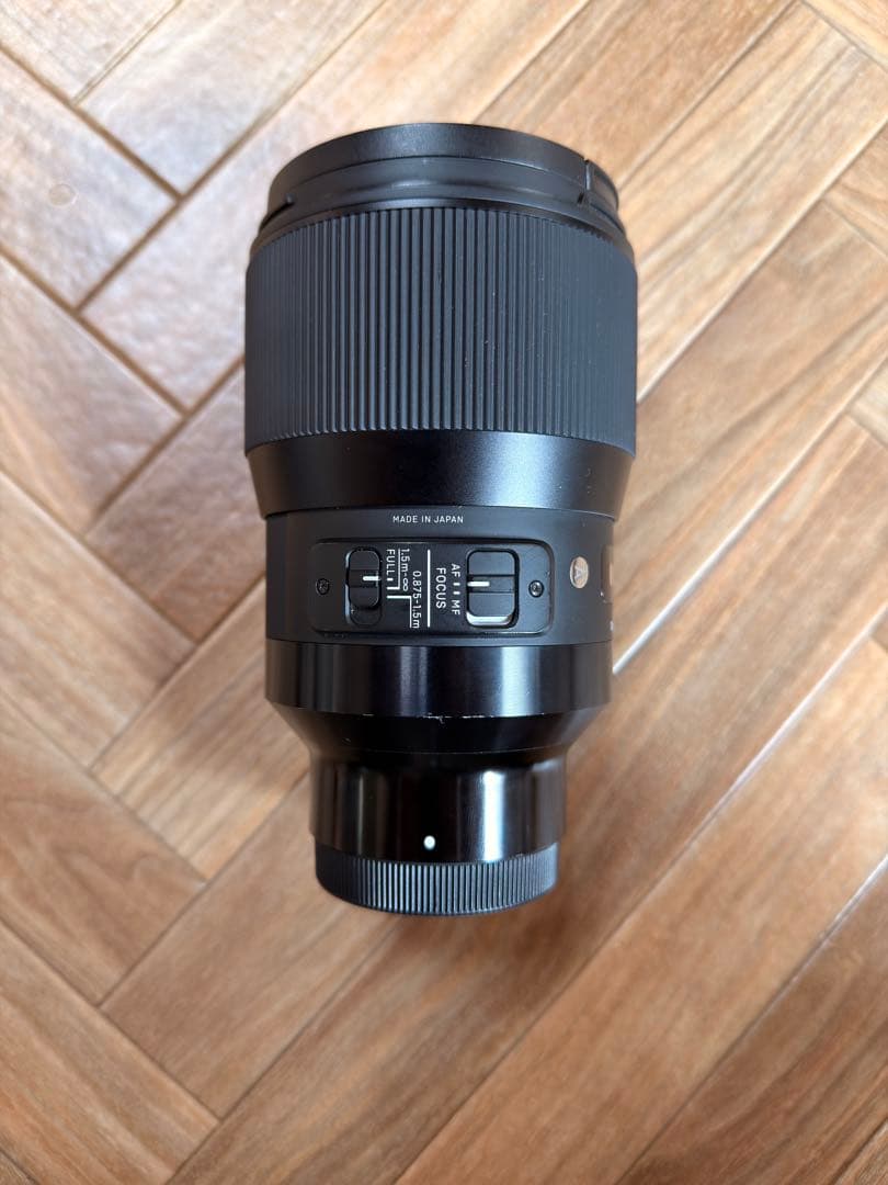 SIGMA 135mm F1.8 DG HSM（Eマウント、単焦点レンズ）