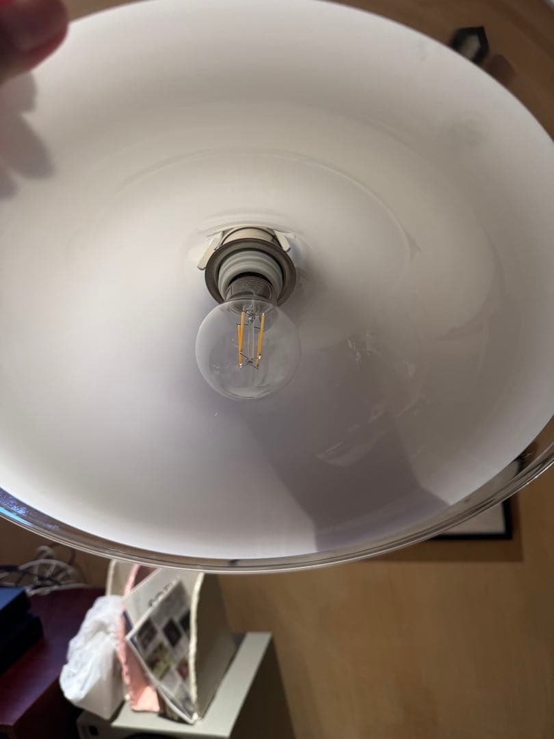 HOLME GAARD ホワイトガラスランプ